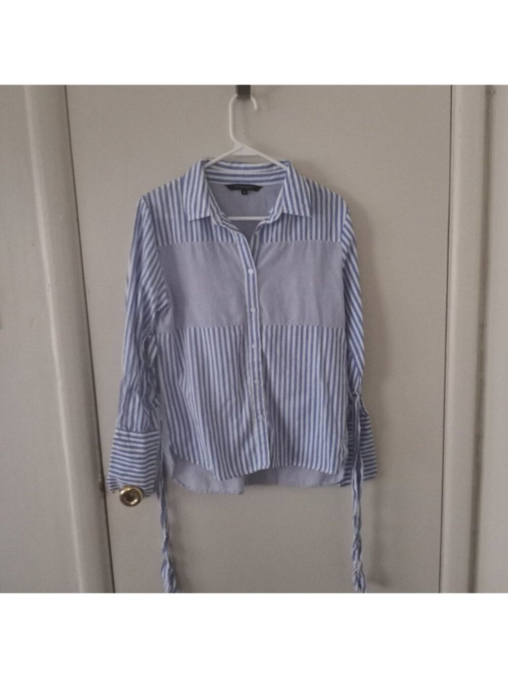 Walter Baker Blue Pinstriped Pattern Top